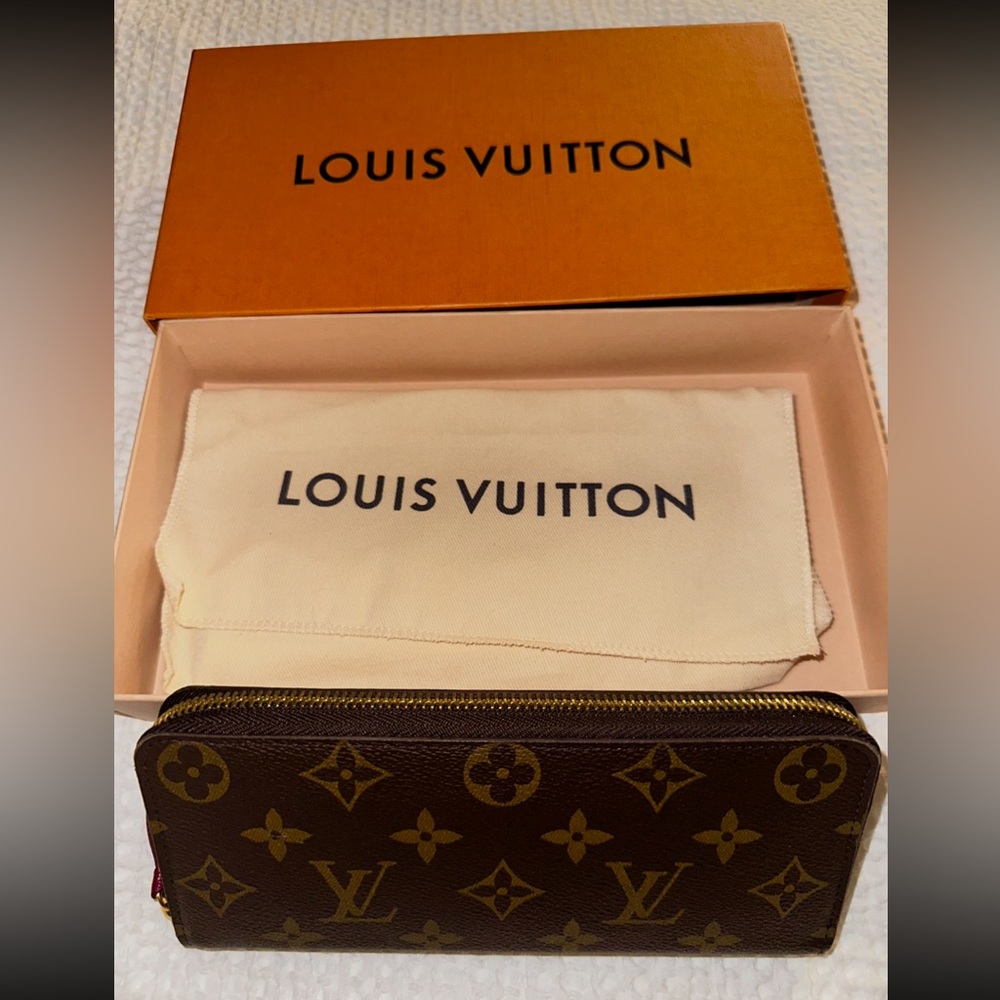 Authentic Louis Vuitton Clémence Wallet